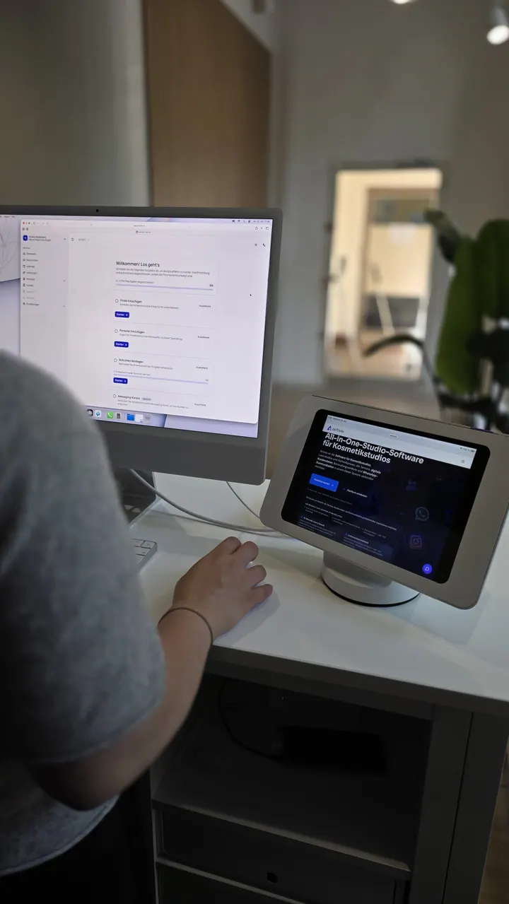 Activio-Onboarding auf einem Monitor während der Einrichtung bei Activa Heidelberg